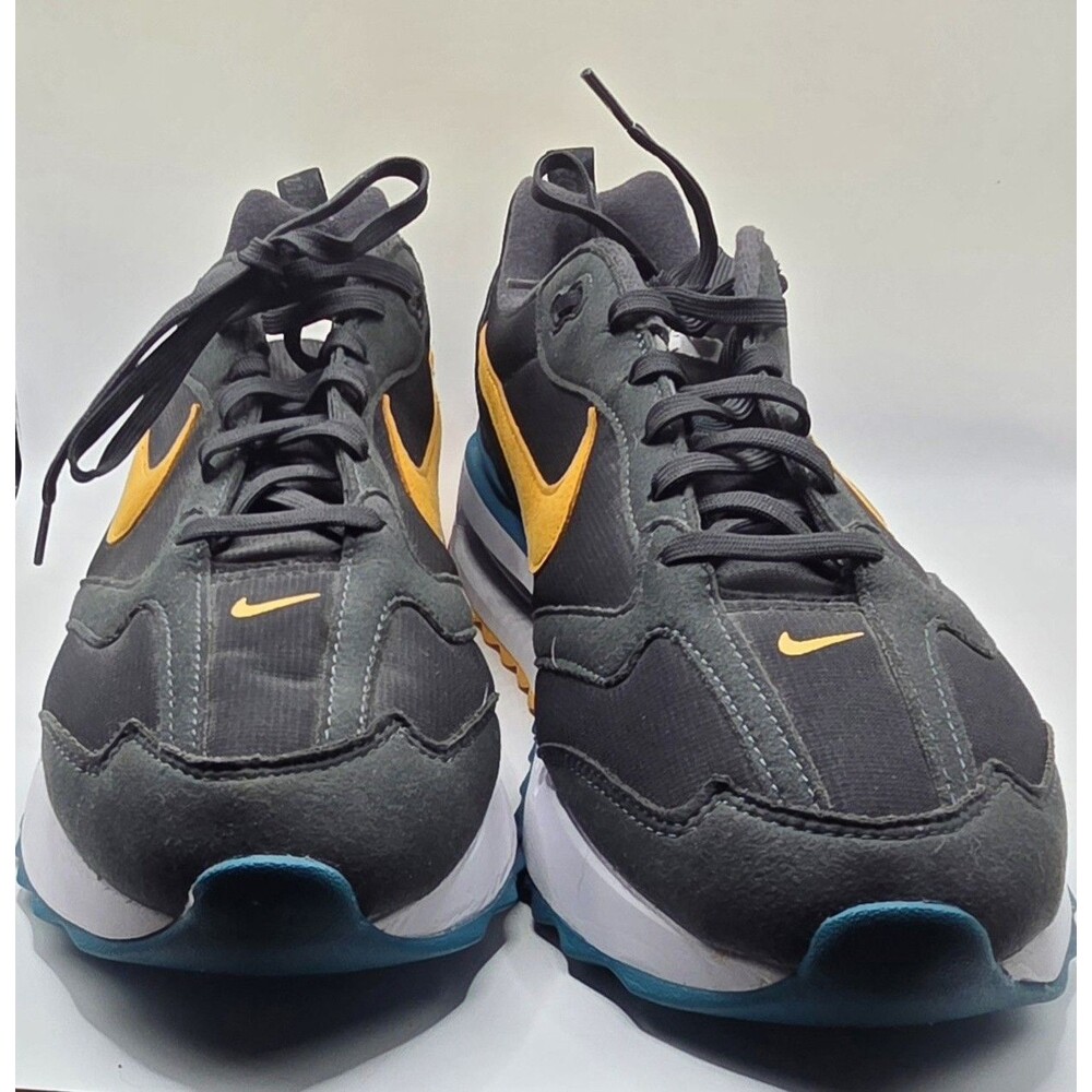 Nike Air Max Dawn In Dark Smoke Grey University Hold Men's 12 with FREE Nike Tee